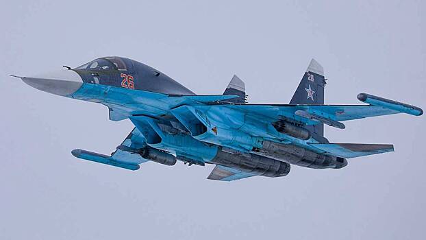ОАК: ВКС России получили партию новых истребителей-бомбардировщиков Су-34