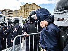 Бунимович призвал к диалогу с детьми, чтобы уберечь их от незаконных акций