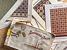 Ксения Сидорина создала открытки с каталожными изображениями метлахской плитки