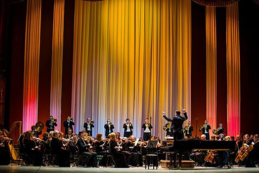 Ростовскому музыкальному театру 20 лет: сюрпризы, автограф-сессии и уроки балета