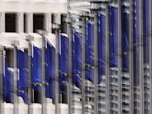 Politico: ЕС опасается, что решение по активам РФ примут поздно для Украины