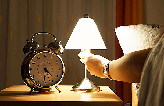 Как настроить свои биологические часы, и, наконец, выспаться