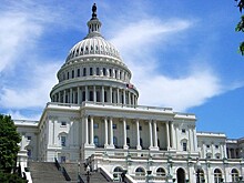 Конгрессмен Шифф призвал зачистить Белый дом, но Трампа оставить