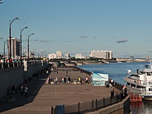 На строящемся через Амур мосту между Благовещенском и Хэйхэ начали монтаж вантовой системы