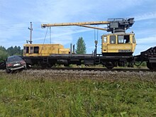 Иномарка попала в серьезное ДТП на железной дороге в Томской области