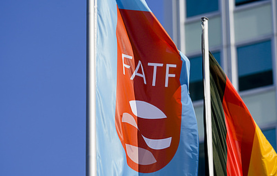 Эксперт: требования к транзакциям с РФ жестче, чем к большинству стран серого списка FATF