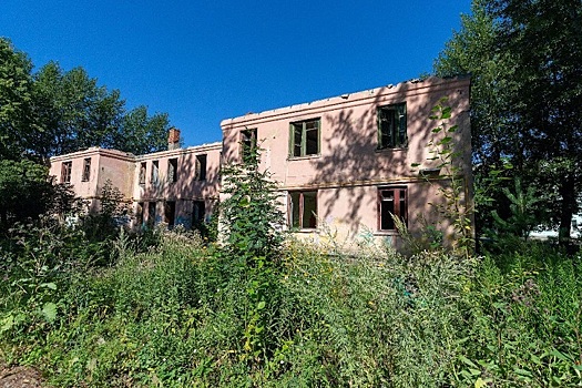 В Челябинске в 2023 году снесут 11 аварийных домов и зданий