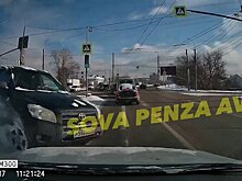 На ровном месте: в Пензе девушка устроила нетипичное ДТП