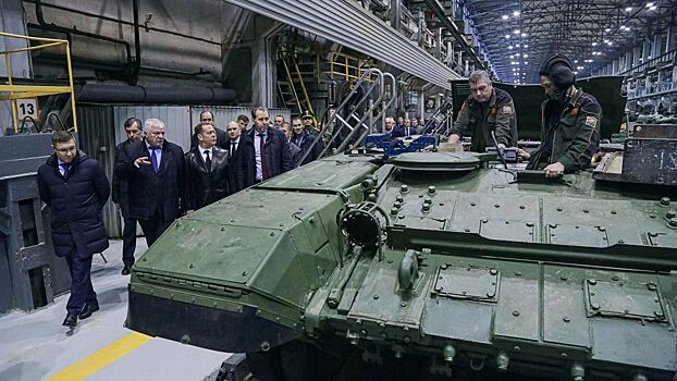Челябинский тракторный завод побил рекорд СССР по выпуску дизелей для танков