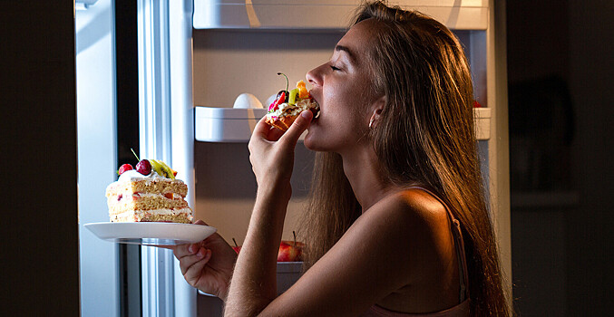 Психолог Бронникова: таймер поможет справиться с частыми перееданиями