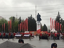 Несмотря на проливной дождь, челябинцы пришли на парад Победы