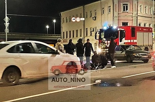 Два человека пострадали в столкновении «Лады» и электросамоката в Канавинском районе