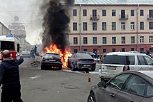 В Петербурге сгорела машина жены Шнура