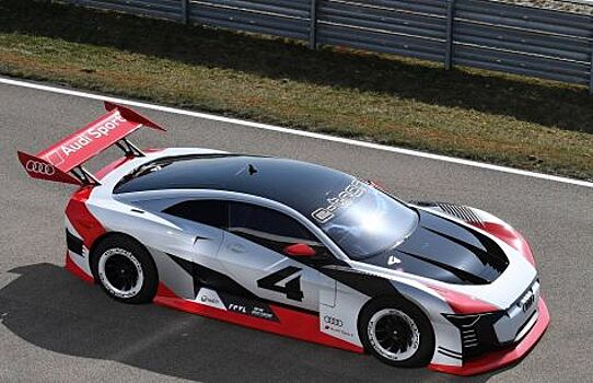 Audi E-Tron Vision Gran Turismo ожил. И это — новое Race Taxi в Formula E