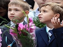 Омских первоклассников будут доставлять на учебу школьные автобусы