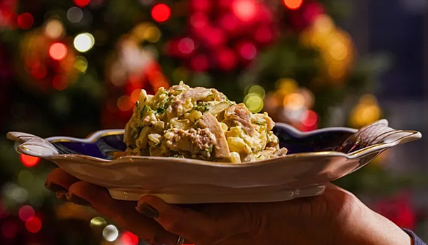 Ретейлеры отказались от повышения цен на продукты к новогоднему столу