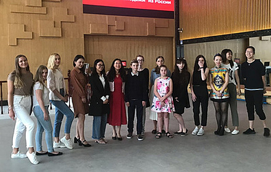 Победители конкурса "Китайская мечта" поделились впечатлениями о недельной поездке в Китай