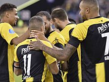 «Витесс» Слуцкого разгромил «Зволле» и возглавил турнирную таблицу Эредивизии