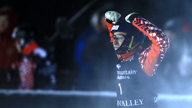 Буров стал чемпионом Универсиады-2019 в лыжной акробатике