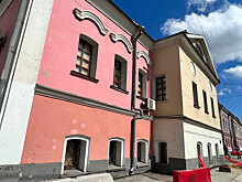 Сохранить шедевр архитектуры: продолжается реставрация служебного корпуса в усадьбе Голицыных