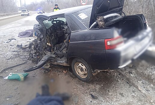 В Илекском районе в лобовом ДТП погибли два человека