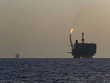 В Перу военное судно столкнулось с нефтяной платформой
