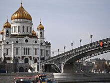 Надвратную колокольню храма Христа Спасителя обновили в Москве