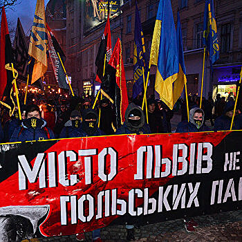 «Холмщина и Подляшье наши»: украинские националисты выставили счёт Польше