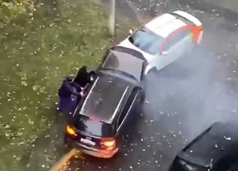 Пьяный россиянин протаранил семь автомобилей и попал на видео