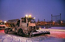 В центре Волгограда сломавшийся большегруз парализовал движение транспорта