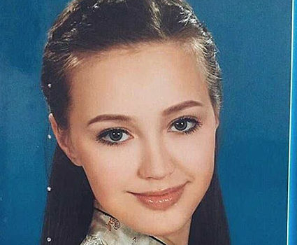 Анастасия Костенко показала, как выглядела в школьные годы