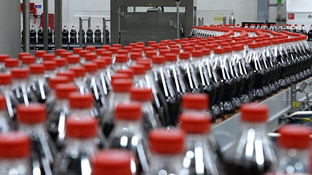 Россия договорилась с талибами* о закупках газировки