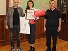 В Тольятти полицейские поблагодарили работника финансового учреждения  за предотвращение хищения более 2 500 000 рублей у местного жителя