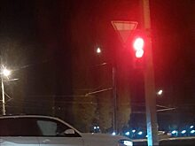 В Балакове водитель BMW протаранил железобетонный столб