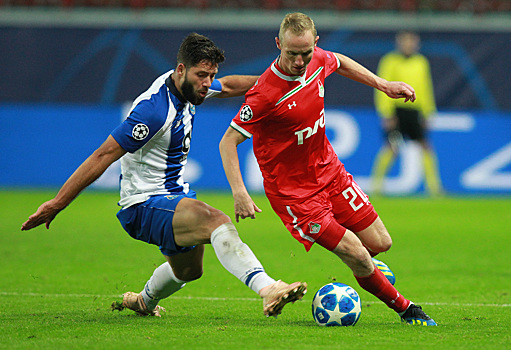 «Локомотив» добирался на матч с «Порту» на электричке МЦК