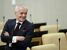 Онищенко поддержал идею привлечь к борьбе с COVID-19 вышедших на пенсию медиков