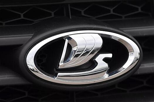 Стали известны самые узнаваемые в России автомобили