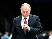 Путин отреагировал на победу Макрона на выборах
