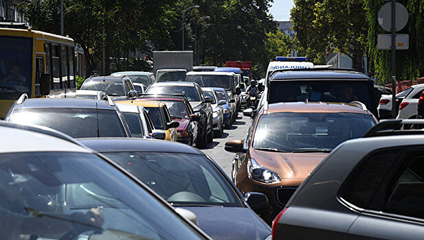 В Симферополе пожаловались главе МВД Крыма на участковых и пробки