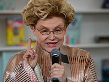 Малышева рассказала об уехавших в США сыновьях
