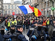 Организаторы насчитали 1,7 млн человек на протестах против пенсионной реформы во Франции