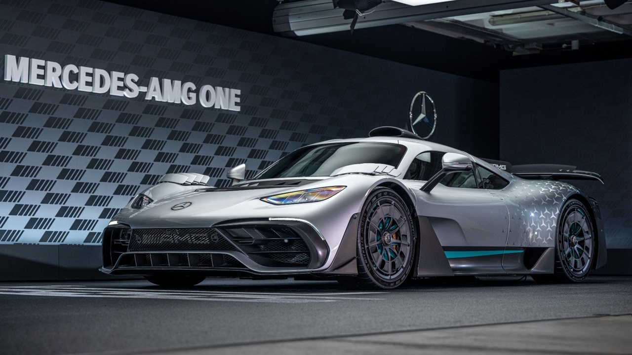 Разгон 0-100 кмч Mercedes-AMG: подробности о суперкарах Мерседес-АМГ