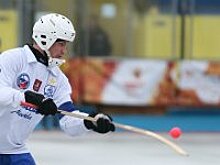 Русский православный хоккей: история любви РПЦ и бенди