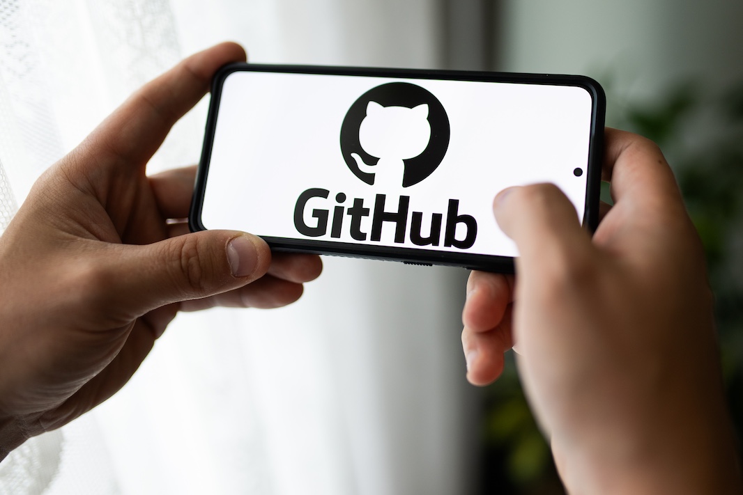 Горелкин рекомендовал российским разработчикам покинуть GitHub