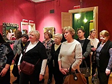 Участники «Московского долголетия» из Братеева посетили картинную галерею Александра Шилова