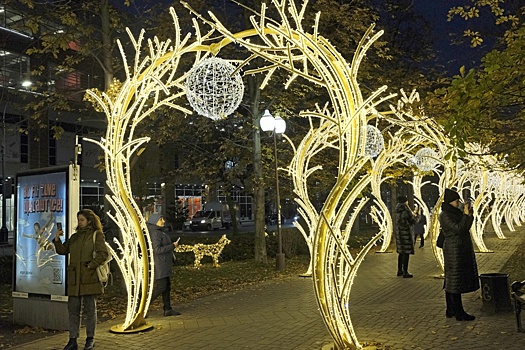 На главной улице Краснодара появилась необыкновенная инсталляция