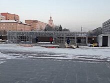 В Челябинске приостановили стройку возле памятника Курчатову