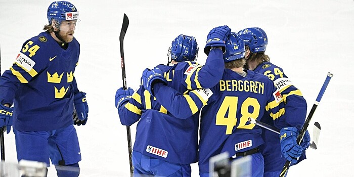 Сборная Норвегии по хоккею одержала первую победу на чемпионате мира
