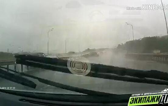 Автокатастрофа под Владивостоком попала на видео