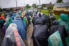 Около 27 тыс. человек отправились в крестный ход в село Великорецкое Кировской области